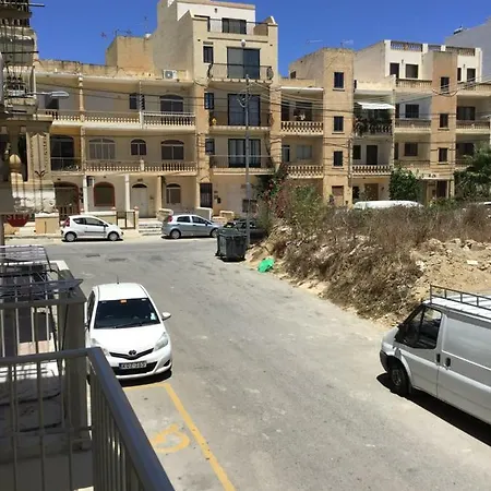 Studio Apartment Marsalforn